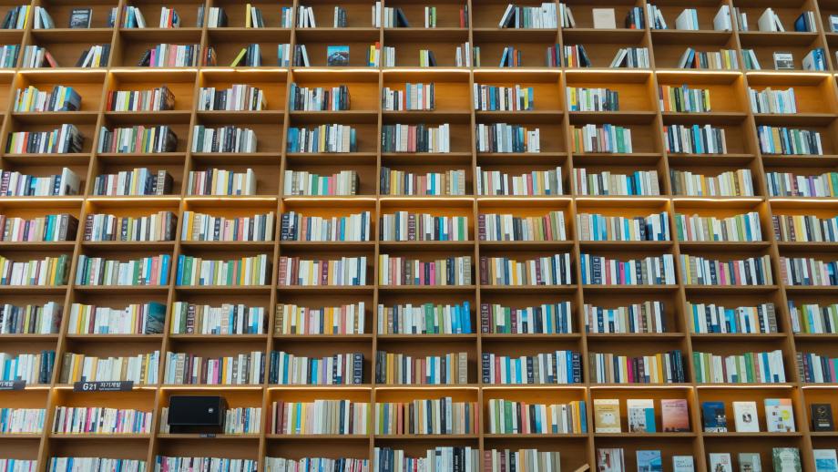 Book shelves resources