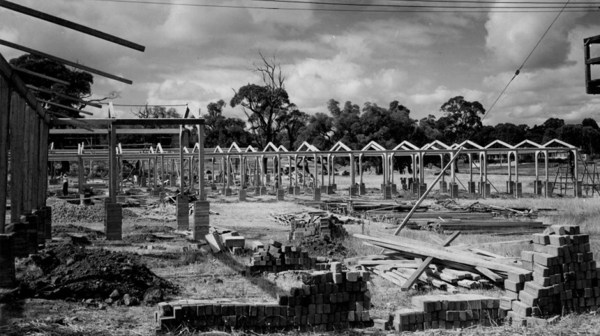 The Old Administration Area during construction, late 1940s. (ANU Archives)